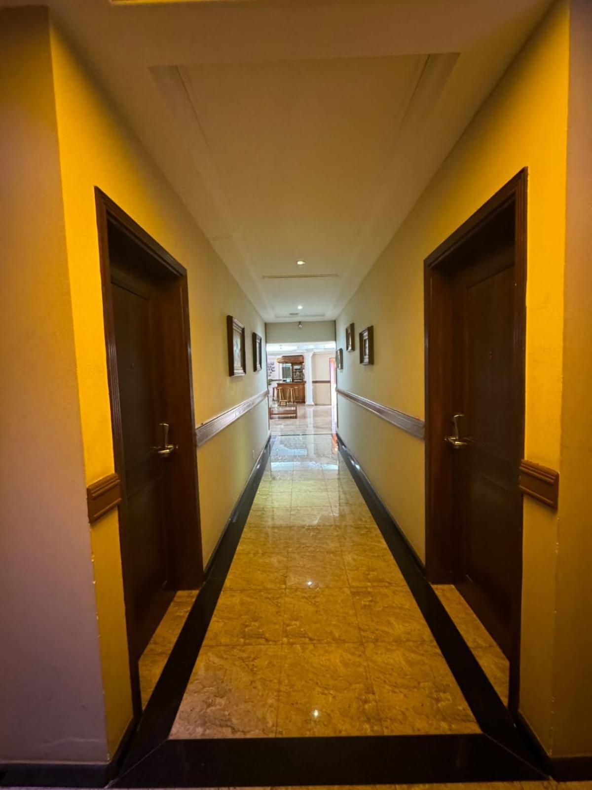 Paradise Inn Hotel カタンドゥーヴァ エクステリア 写真