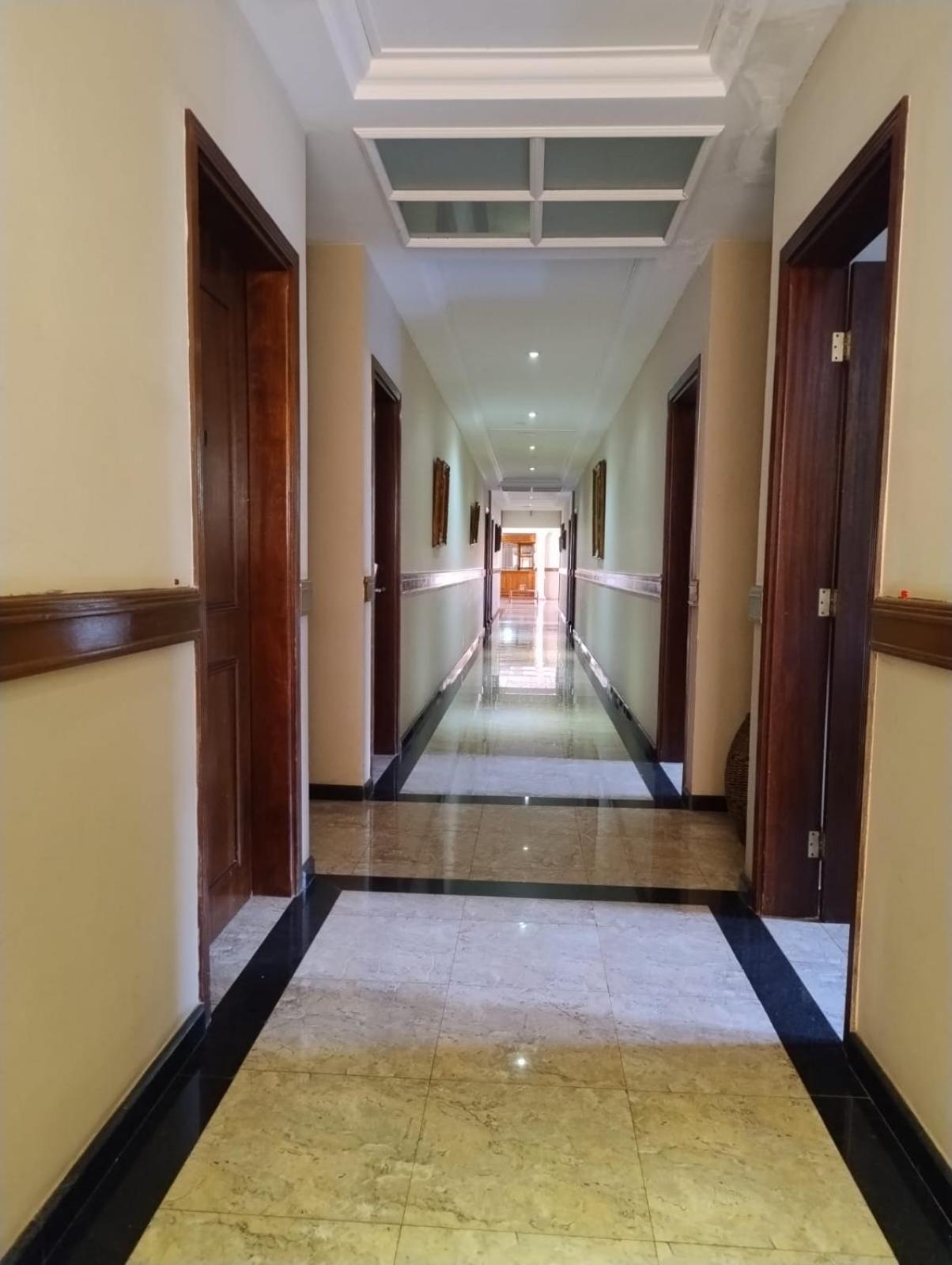Paradise Inn Hotel カタンドゥーヴァ エクステリア 写真