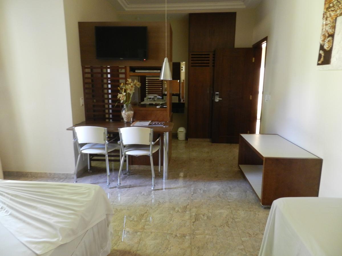 Paradise Inn Hotel カタンドゥーヴァ エクステリア 写真