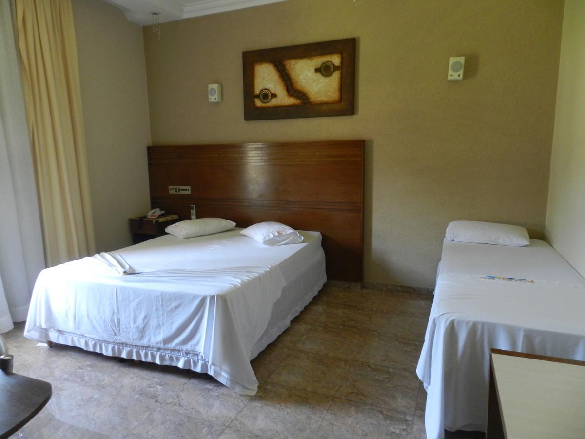Paradise Inn Hotel カタンドゥーヴァ エクステリア 写真